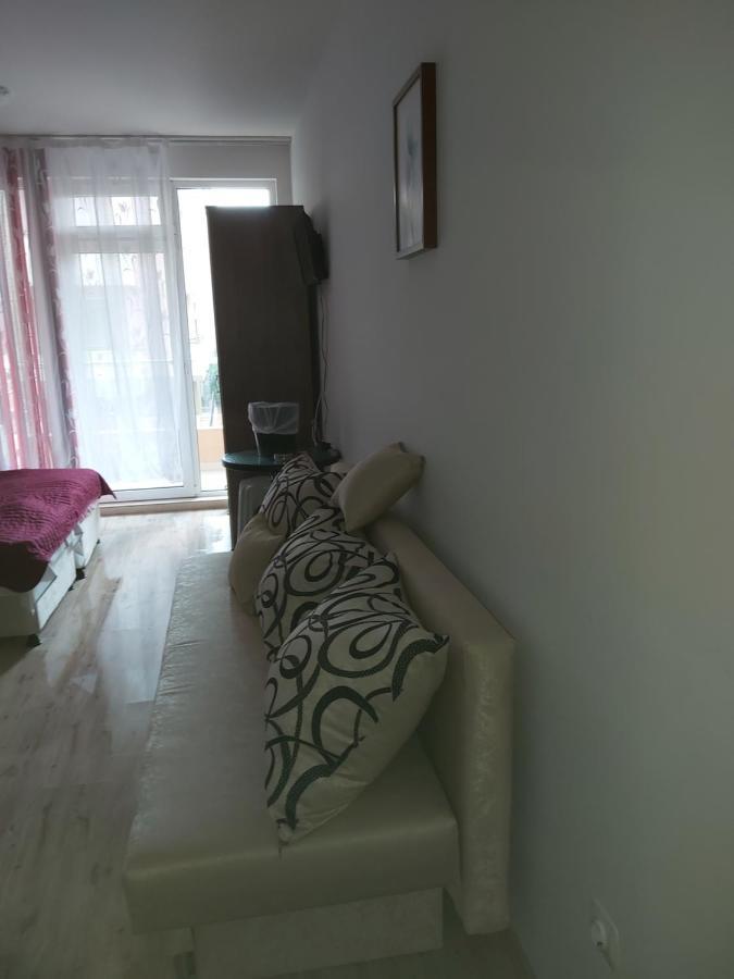 Apartament Janet Apartment Pomorie Exterior photo